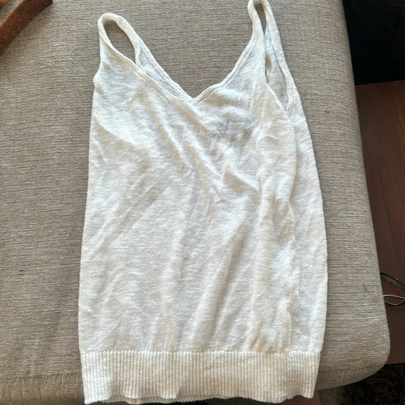 Michael Stars XS Top v neck Chalk white Katrina Soft Retail $108 - Picture 5 of 8